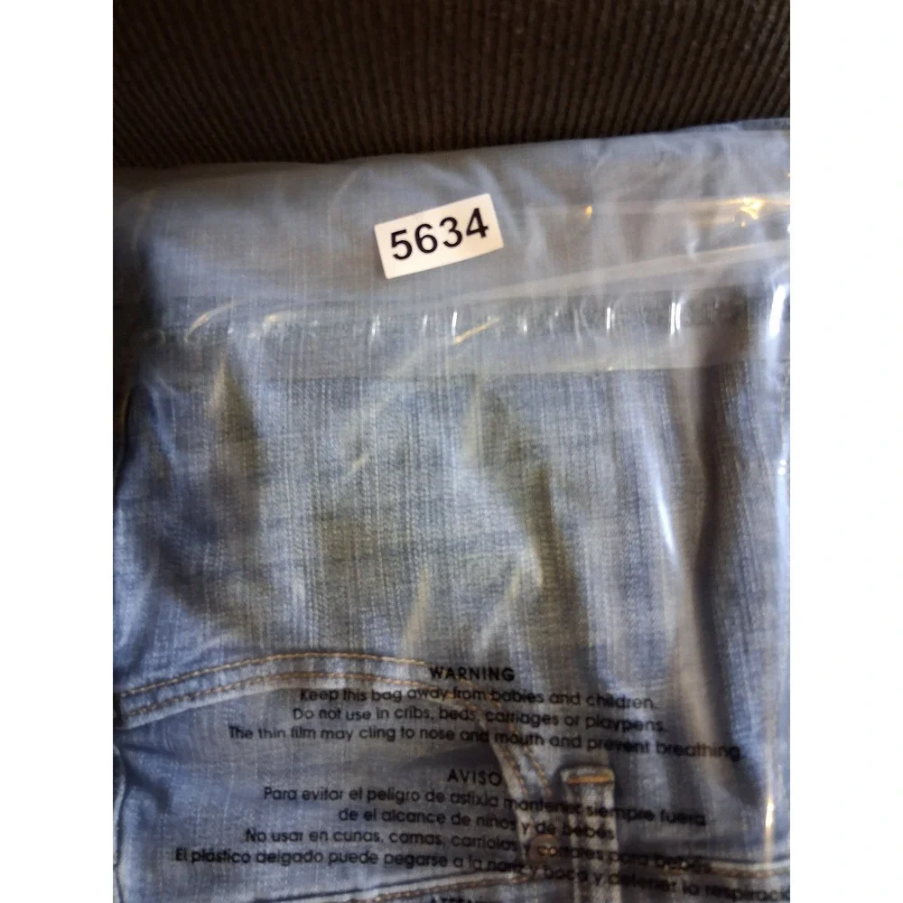 Lucky Brand 410 Athletic Slim Mens Light Wash Denim Jeans 38x32 Blue